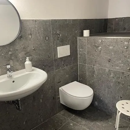 Semesterbostad Casa Guerines