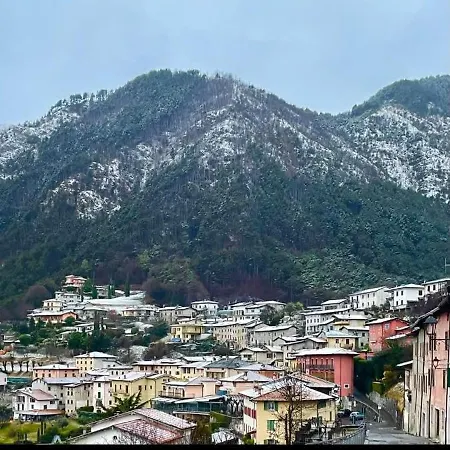 Semesterbostad Casa Guerines Tremosine