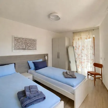 Casa Guerines Holiday home *