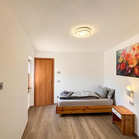 Holiday home Casa Guerines